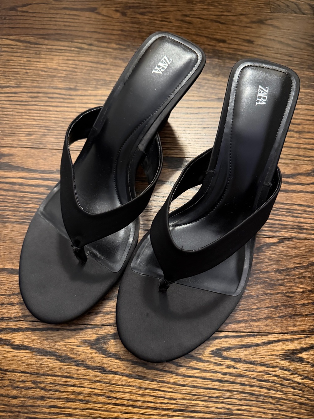 ZARA Brand NEW Black Thong Heel Mules